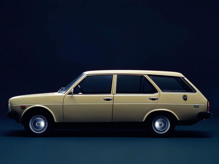  Fiat 131 Familiare 1974 года  (фото 2 из 2)